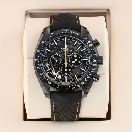 Pre-owned Omega Speedmaster Moonwatch Apollo 8 Dark Side of the Moon 44.25mm 310.92.44.50.01.001