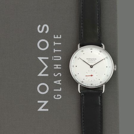 Pre-owned Nomos Glashutte Metro Neomatik 35mm 1106