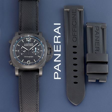 Pre-owned Panerai Luminor Chrono Carbotech 44mm PAM01219
