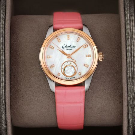 Pre-owned Glashutte Original Serenade Luna 32.5mm 1-35-14-01-06-04