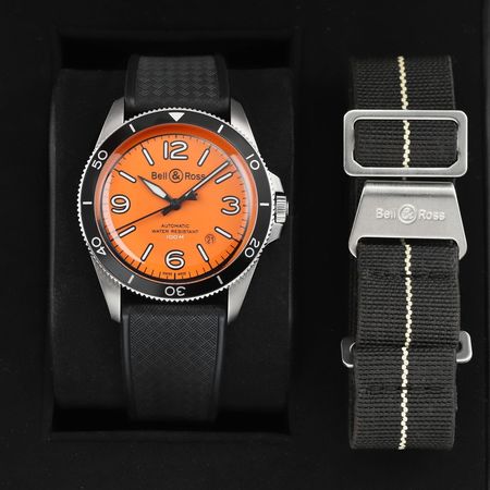 Pre-owned Bell & Ross BR V2-92 41mm BRV292-O-ST/SRB