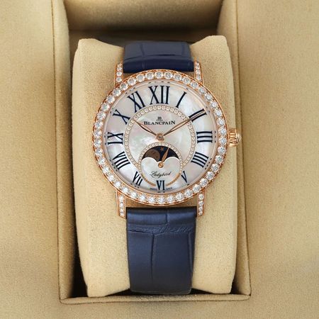 Pre-owned Blancpain Ladybird Automatic Moonphase 34.9mm 3662-2954-55B