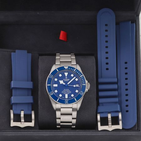 Pre-owned Tudor Pelagos 42mm M25600TB-0001