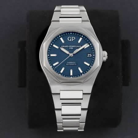 Pre-owned Girard Perregaux Laureato Automatic 42mm 81010-11-431-11A